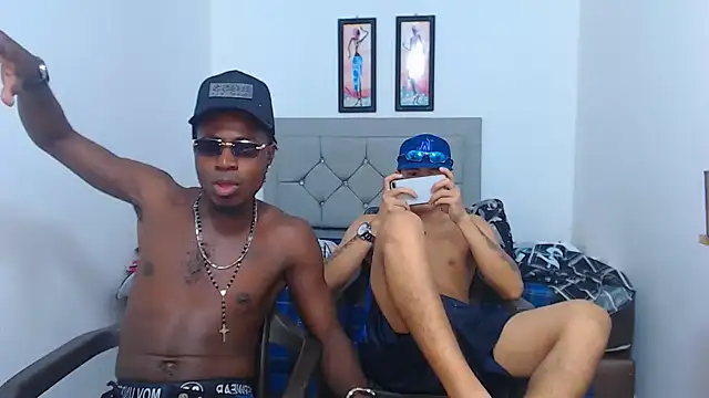 Snapshot of jaycolinss chatting on March 11, 2026, 10:27 pm jaycolinss online show from March 11, 2026, 10:27 pm