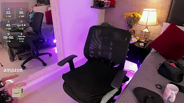 Mariana c1 online show from September 24, 2025, 3:37 pm