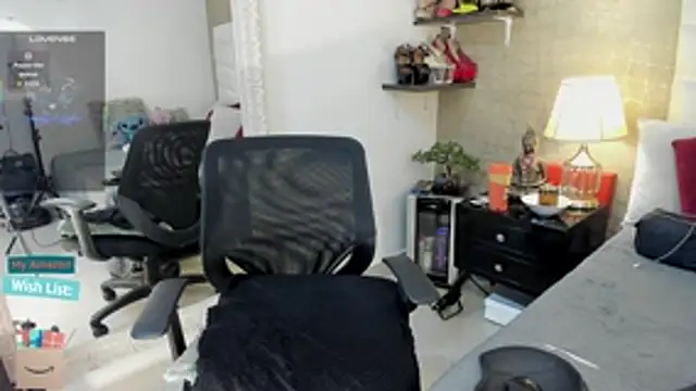 Snapshot of Mariana_c1 chatting on June 16, 2026, 3:03 pm Mariana c1 online show from June 16, 2026, 3:03 pm