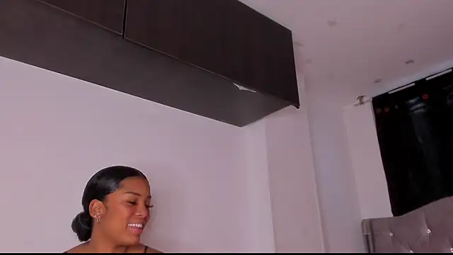 game with lesbians  online show from September 19, 2025, 11:11 am