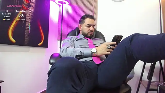 Ethan Castellano online show from September 19, 2025, 7:47 pm