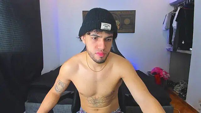 daddy jhons online show from October 1, 2025, 4:35 pm