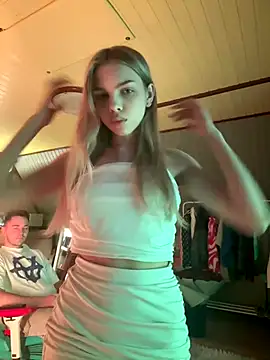 Alice1 secret online show from November 5, 2025, 2:28 pm