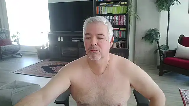 Snapshot of aarosteev2 chatting on February 27, 2026, 3:34 pm aarosteev2 online show from February 27, 2026, 3:34 pm