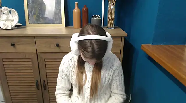 felicity gold online show from January 9, 2025, 10:31 am