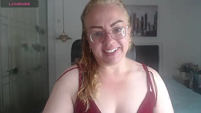 Tania Goddess  online show from October 24, 2025, 2:35 pm