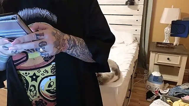 TexasTattooedHouseWife online show from March 13, 2025, 1:50 pm