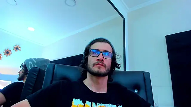 Loggan donnelly online show from February 23, 2025, 12:41 am