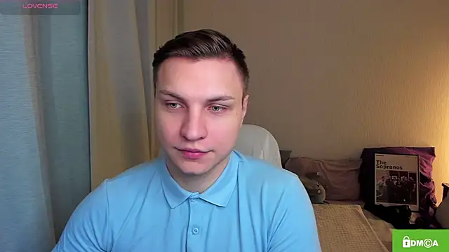 handsome guy01 online show from May 14, 2026, 11:33 pm