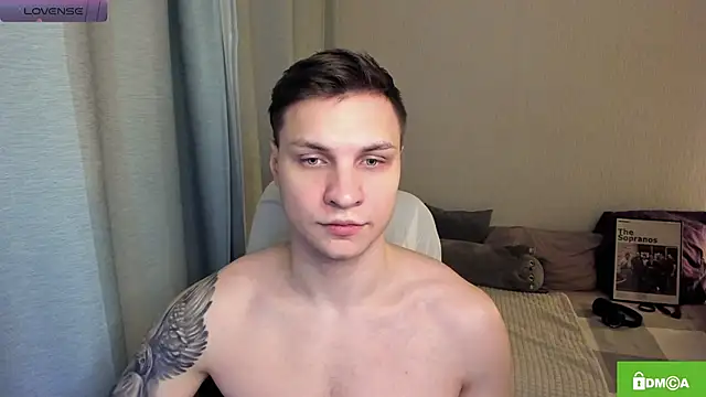 handsome guy01 online show from May 27, 2026, 7:55 pm