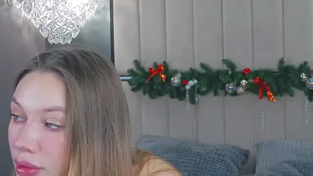 Snapshot of ViolaFlirt chatting on January 10, 2025, 4:12 am ViolaFlirt online show from January 10, 2025, 4:12 am