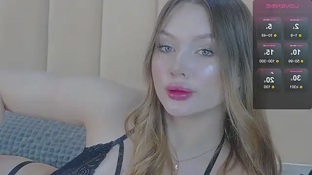 Snapshot of ViolaFlirt chatting on January 25, 2025, 4:13 am ViolaFlirt online show from January 25, 2025, 4:13 am