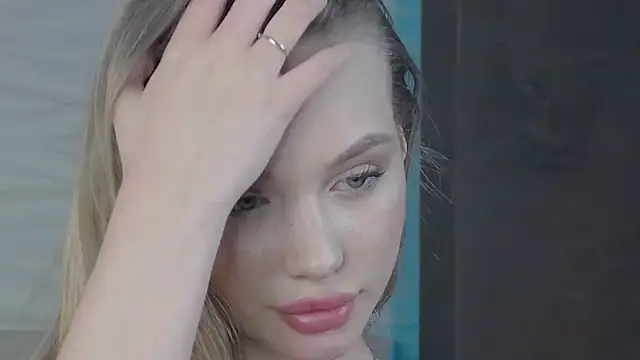 Snapshot of ViolaFlirt chatting on February 15, 2025, 7:27 am ViolaFlirt online show from February 15, 2025, 7:27 am