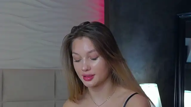 Snapshot of ViolaFlirt chatting on March 2, 2025, 1:38 pm ViolaFlirt online show from March 2, 2025, 1:38 pm