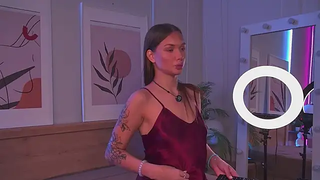 Snapshot of ViolaFlirt chatting on November 16, 2025, 4:18 am ViolaFlirt online show from November 16, 2025, 4:18 am