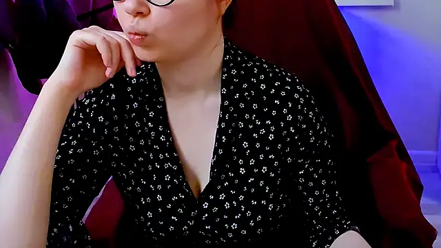 CarolGiggly online show from December 21, 2025, 12:40 am