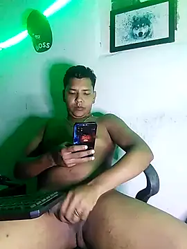 Snapshot of 628-andrew chatting on January 17, 2026, 1:10 am 628-andrew online show from January 17, 2026, 1:10 am