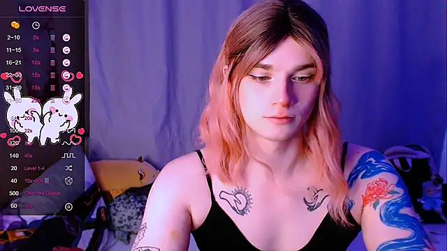 Alice Hells online show from October 17, 2025, 5:54 am