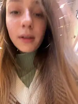 Snapshot of Lia__Love chatting on December 2, 2024, 1:13 pm Lia Love online show from December 2, 2024, 1:13 pm