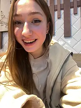 Snapshot of Lia__Love chatting on December 10, 2024, 4:17 pm Lia Love online show from December 10, 2024, 4:17 pm