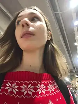 Snapshot of Lia__Love chatting on December 18, 2024, 1:12 pm Lia Love online show from December 18, 2024, 1:12 pm