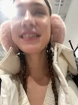 Snapshot of Lia__Love chatting on December 24, 2024, 1:50 pm Lia Love online show from December 24, 2024, 1:50 pm