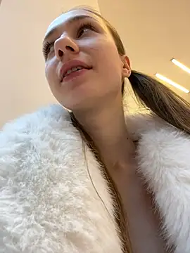 Snapshot of Lia__Love chatting on January 21, 2025, 10:08 am Lia Love online show from January 21, 2025, 10:08 am