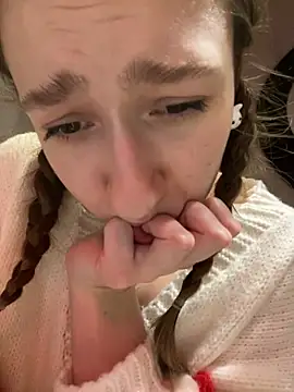 Snapshot of Lia__Love chatting on January 31, 2025, 12:18 pm Lia Love online show from January 31, 2025, 12:18 pm