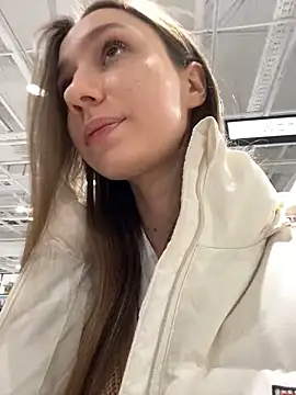 Snapshot of Lia__Love chatting on February 3, 2025, 10:14 am Lia Love online show from February 3, 2025, 10:14 am