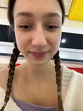 Snapshot of Lia__Love chatting on February 11, 2025, 12:16 pm Lia Love online show from February 11, 2025, 12:16 pm