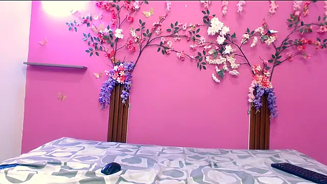 analdeepalejandra18 online show from November 30, 2025, 7:18 pm