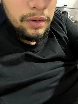 Snapshot of MrSoulMommy chatting on November 7, 2025, 8:20 pm MrSoulMommy online show from November 7, 2025, 8:20 pm