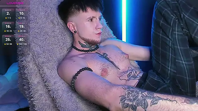 Snapshot of Badrabbitt_ chatting on December 10, 2024, 6:38 pm Badrabbitt online show from December 10, 2024, 6:38 pm