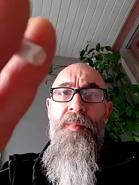 Kingsscepter online show from February 10, 2025, 9:47 am