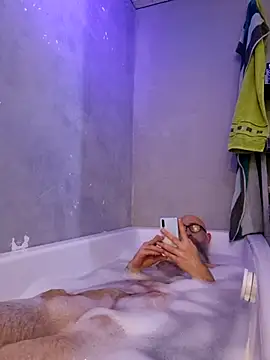 Kingsscepter online show from October 31, 2025, 4:19 pm