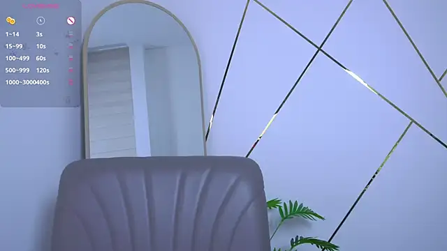 Snapshot of b3llaspringg chatting on October 3, 2025, 10:51 pm b3llaspringg online show from October 3, 2025, 10:51 pm