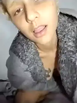 Luci foxx online show from May 14, 2026, 2:51 am