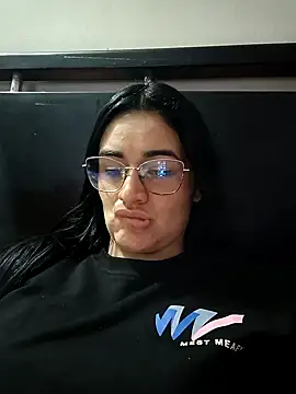 Hanna Kinsley online show from March 11, 2025, 3:05 am