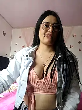 Hanna Kinsley online show from March 13, 2025, 9:05 pm