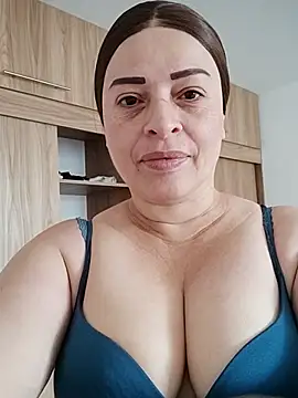 Snapshot of _Prinscarlet_ chatting on April 5, 2026, 3:53 pm Prinscarlet online show from April 5, 2026, 3:53 pm