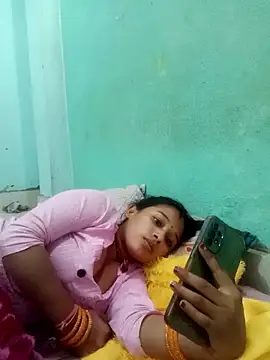 Surajpuja79 online show from February 17, 2026, 8:44 am