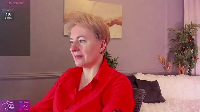 Nika Smit online show from January 4, 2025, 5:27 am