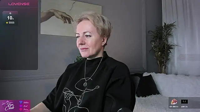 Nika Smit online show from February 1, 2025, 5:18 am