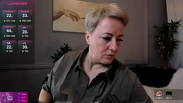 Nika Smit online show from February 23, 2025, 5:34 am