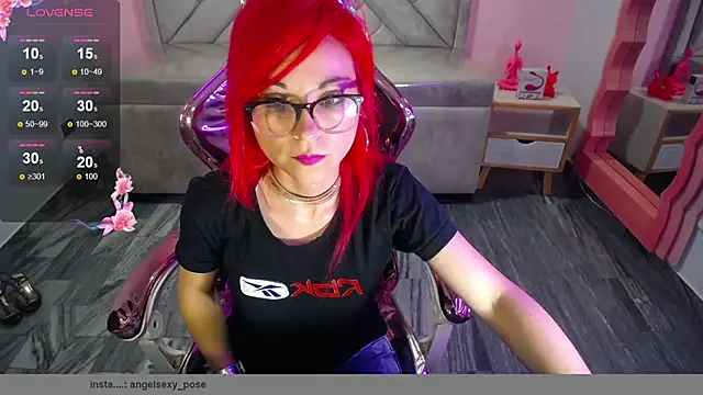 abril ch  online show from November 27, 2025, 10:50 am