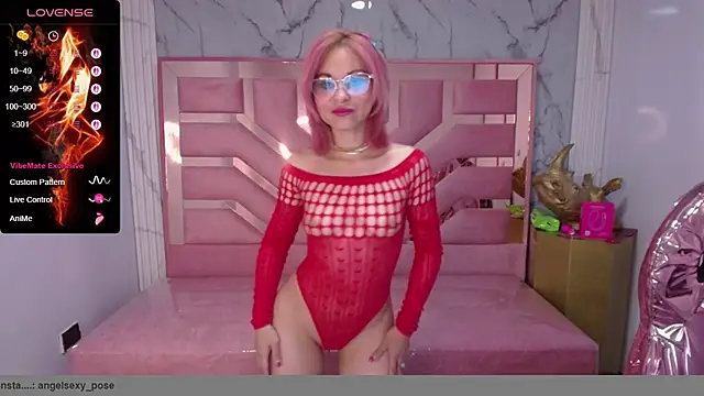 abril ch  online show from March 3, 2026, 12:33 pm