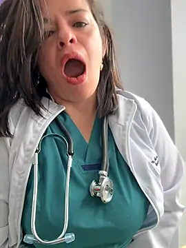 NATHALIA-28  online show from October 29, 2025, 12:40 pm