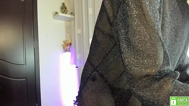 Anahi1993 online show from March 23, 2025, 5:32 am