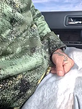 dadbod1178 online show from November 28, 2025, 7:38 pm