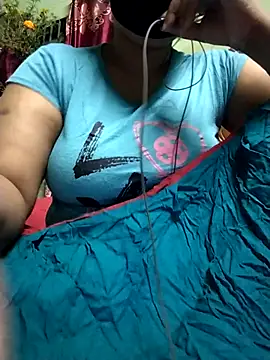 Snapshot of Nilanjona-Ray chatting on December 18, 2025, 1:55 am Nilanjona-Ray online show from December 18, 2025, 1:55 am